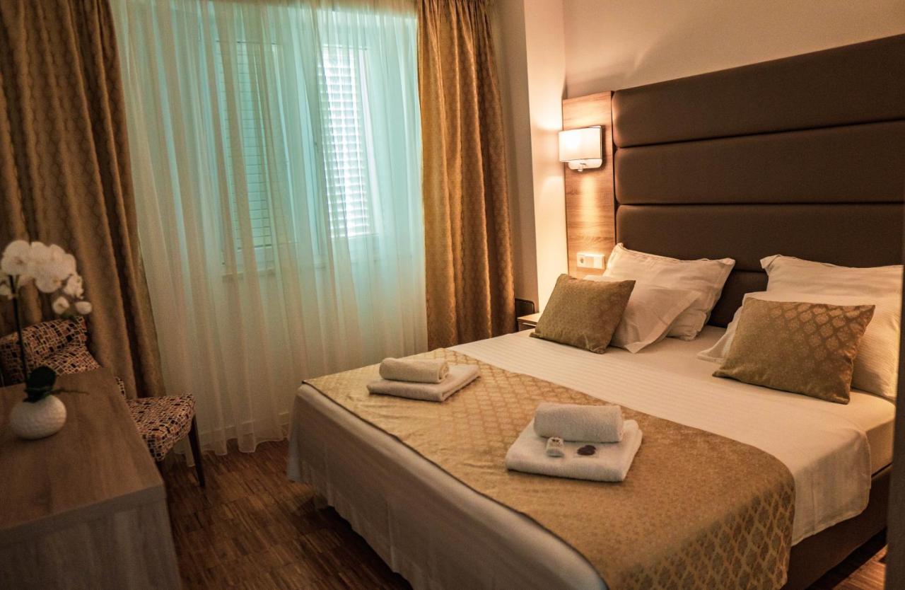 Luxury Apartments White Villa Violeta Mandre Exterior foto